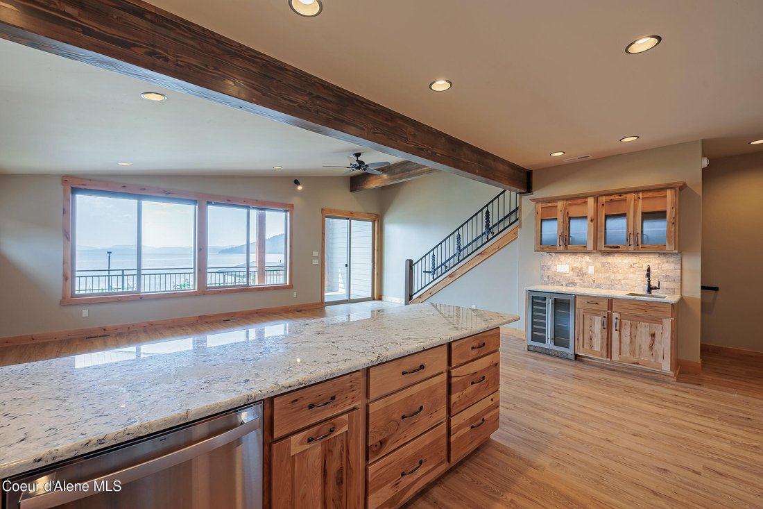 Condo in Nordman, Idaho, United States 2 - 17139432