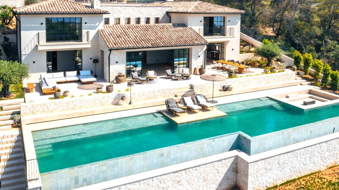Villa in Llubi, Balearic Islands, Spain 4 - 17137231