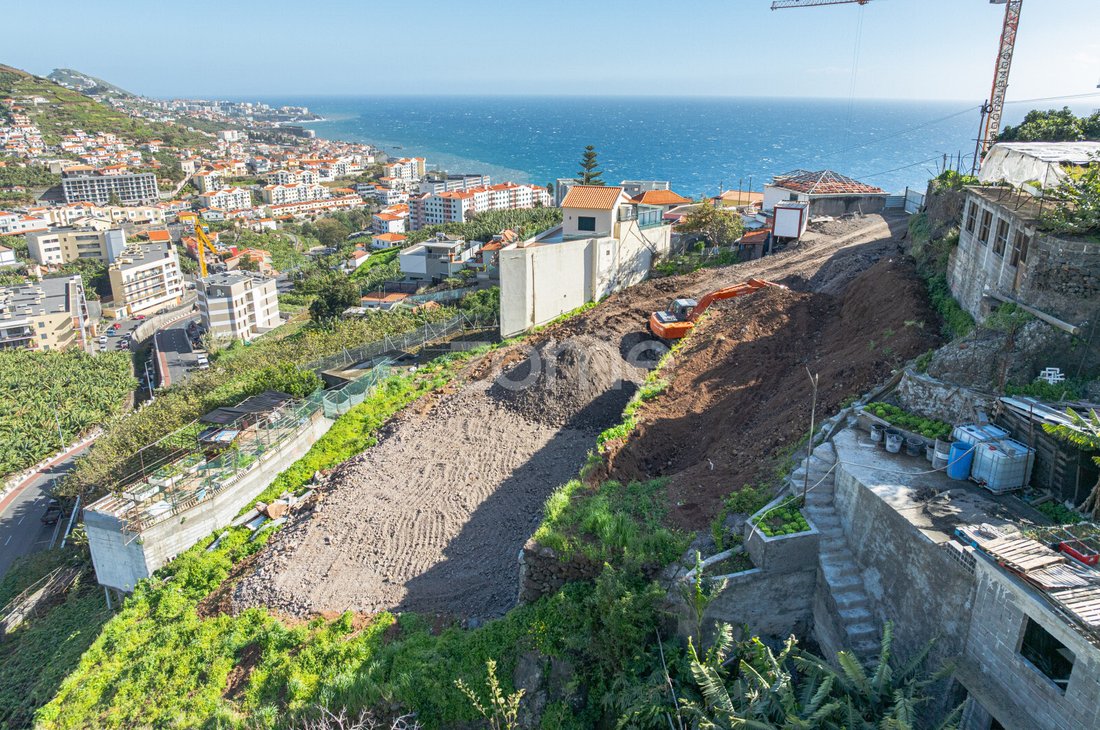 Apartment in Camara De Lobos, Madeira, Portugal 1 - 17024003