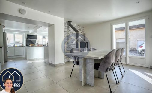 Sale Manor 735 M² 17 Rooms