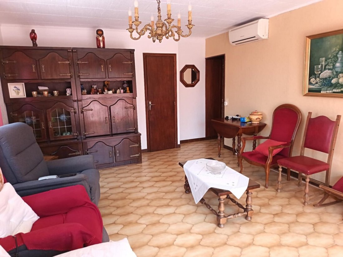 House in Ancien Hôpital, Beziers, France 4 - 17140223