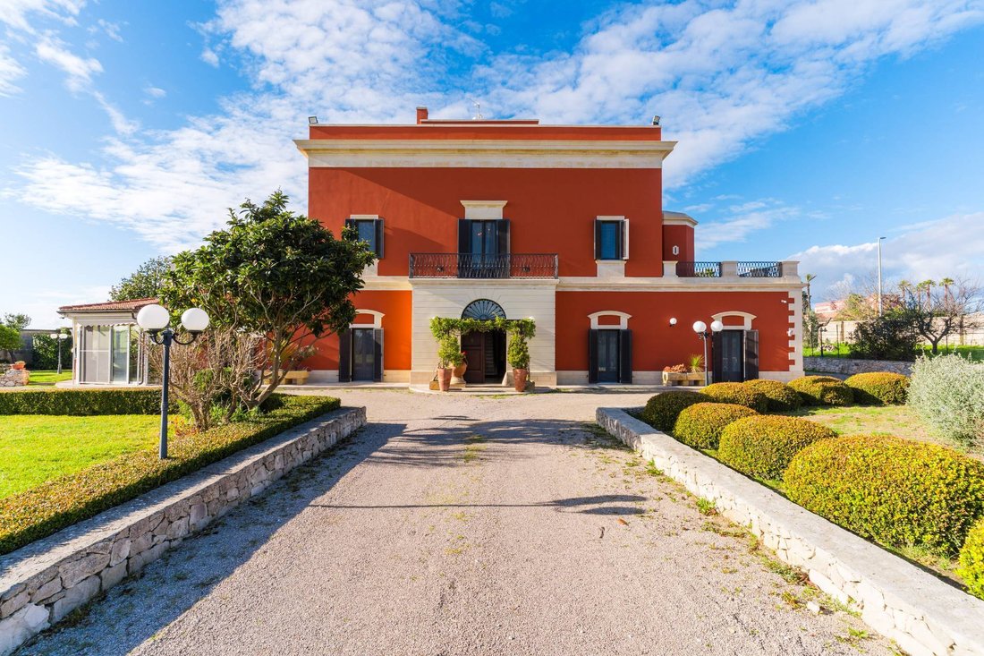 Villa in Novoli, Apulia, Italy 2 - 17143583