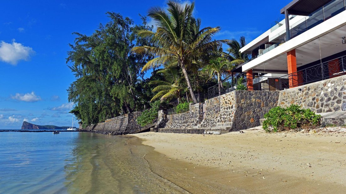 Apartment in Grand Baie, Rivière du Rempart District, Mauritius 1 - 17140396