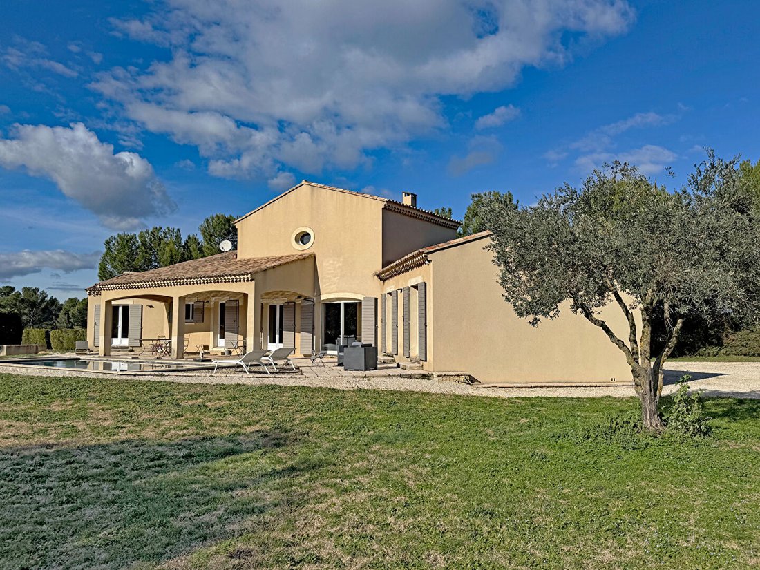 Villa in Boulbon, Provence-Alpes-Côte d'Azur, France 2 - 17078991