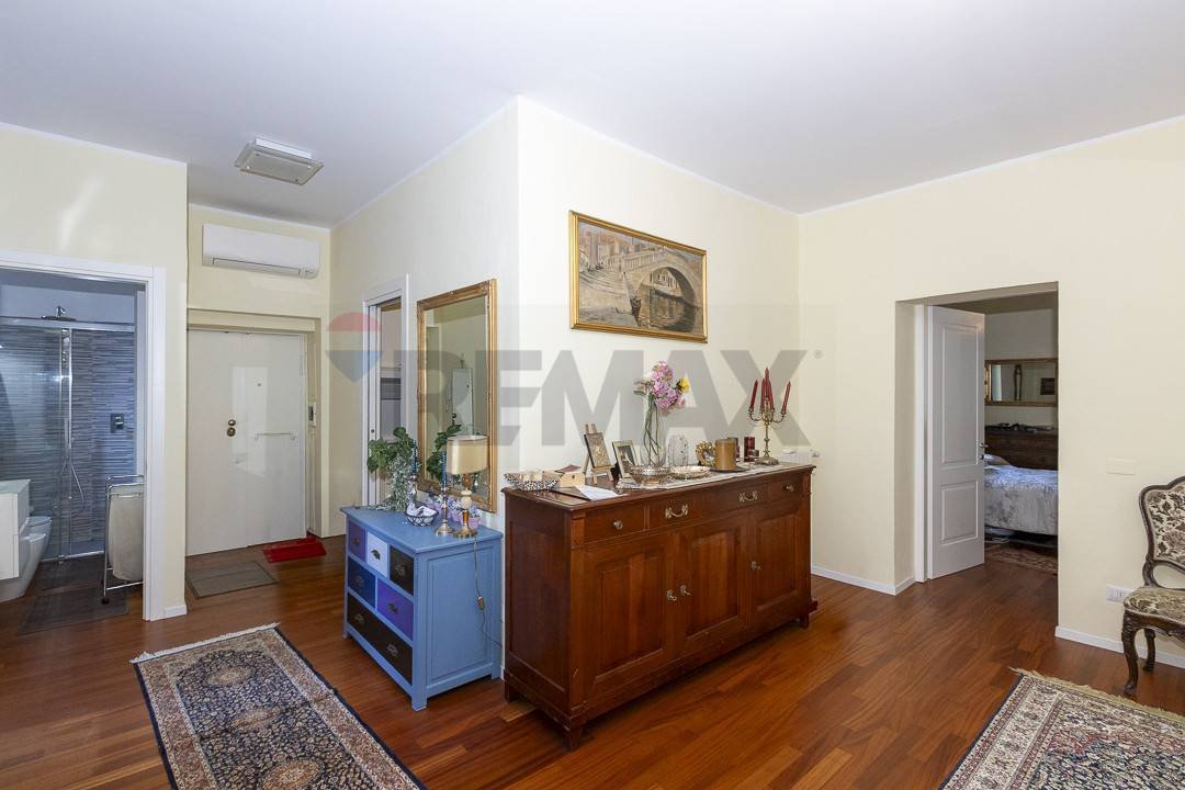 Apartment in Independence - Queen Giovanna, Milan, Italy 1 - 17143559