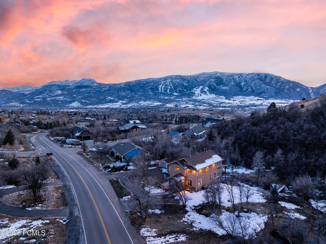 House in Eden, Utah, United States 3 - 17141526