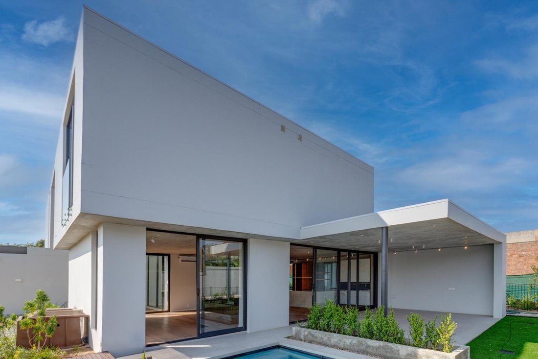 House in La Lucia, KwaZulu-Natal, South Africa 1 - 17142923