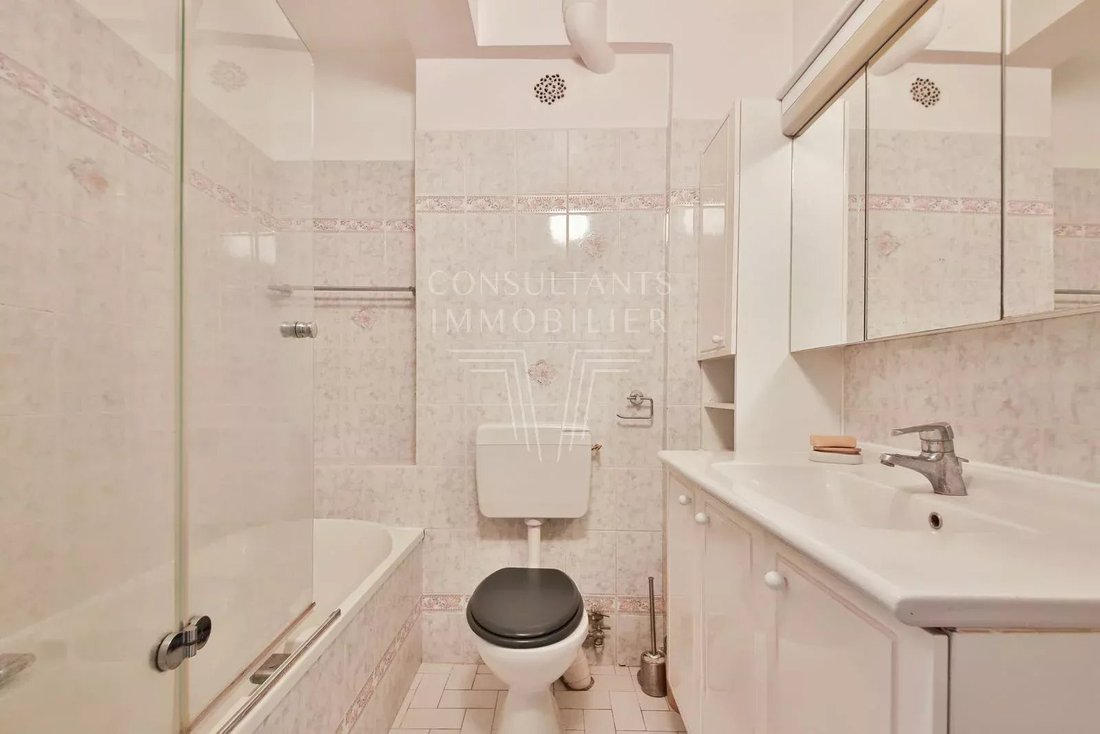 Apartment in Saint Lambert, Paris 15e Arrondissement, Paris 3 - 17140325