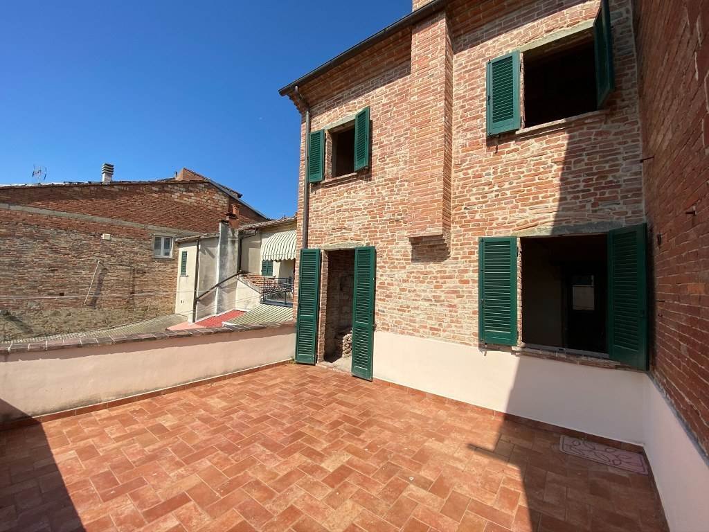 Townhouse in Foiano della Chiana, Tuscany, Italy 3 - 17142831