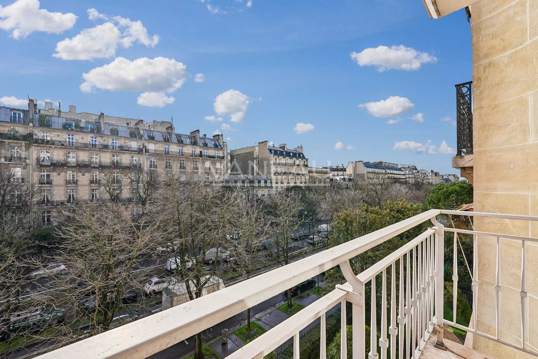 Apartment in Porte Dauphine, Paris 16e Arrondissement, Paris 4 - 17133934
