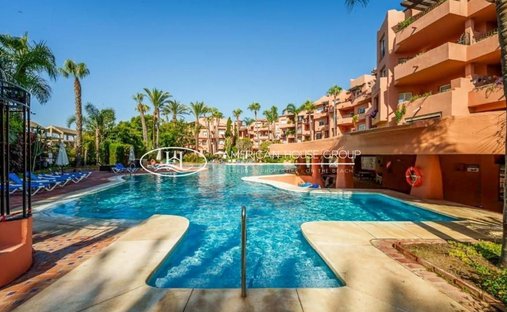 Wohnung in Goldene Meile, Andalusien, Spanien 1