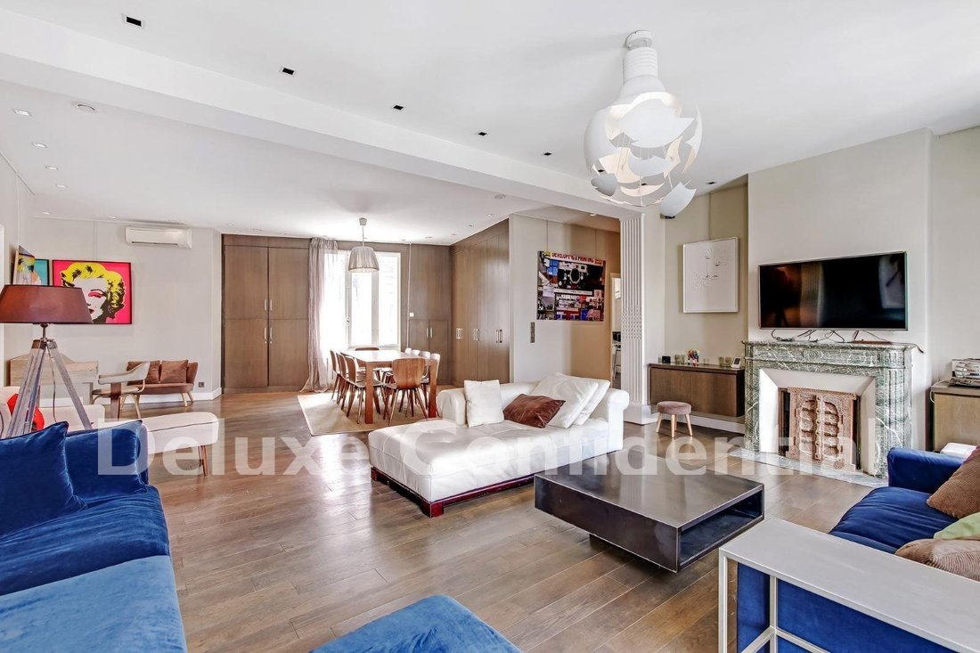 Apartment in Grange Aux Belles-Terrage, Paris 10e Arrondissement, Paris 3 - 17140460