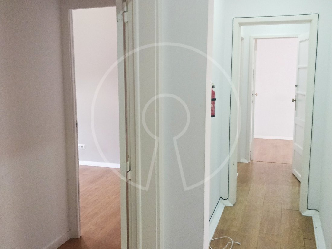 Apartment in Alvalade, Lisbon, Portugal 2 - 17143037