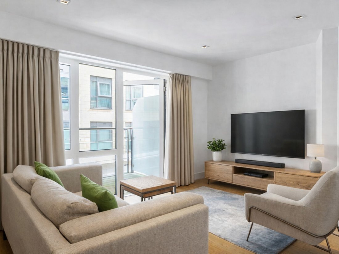 Apartment in Ealing (London Borough of Ealing), Ealing, England 1 - 17143178
