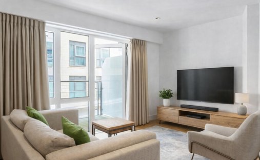 Apartment in Ealing (London Borough of Ealing), Ealing, England 1
