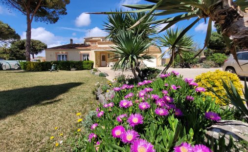 Villa in Cooperative, Agde, France 1