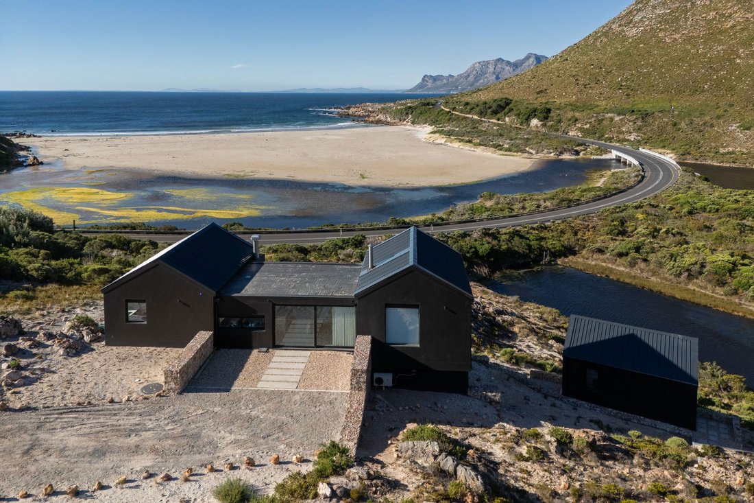 Casa a Rooi Els, Capo Occidentale, Sudafrica 2 - 17142461