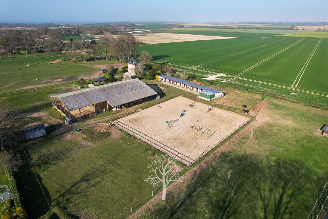 Estate in Veules-les-Roses, Normandy, France 1 - 17142547