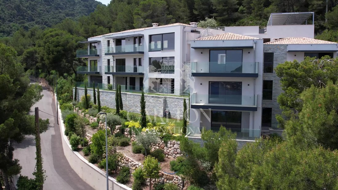 Villa in Èze, Provence-Alpes-Côte d'Azur, France 1 - 17079648