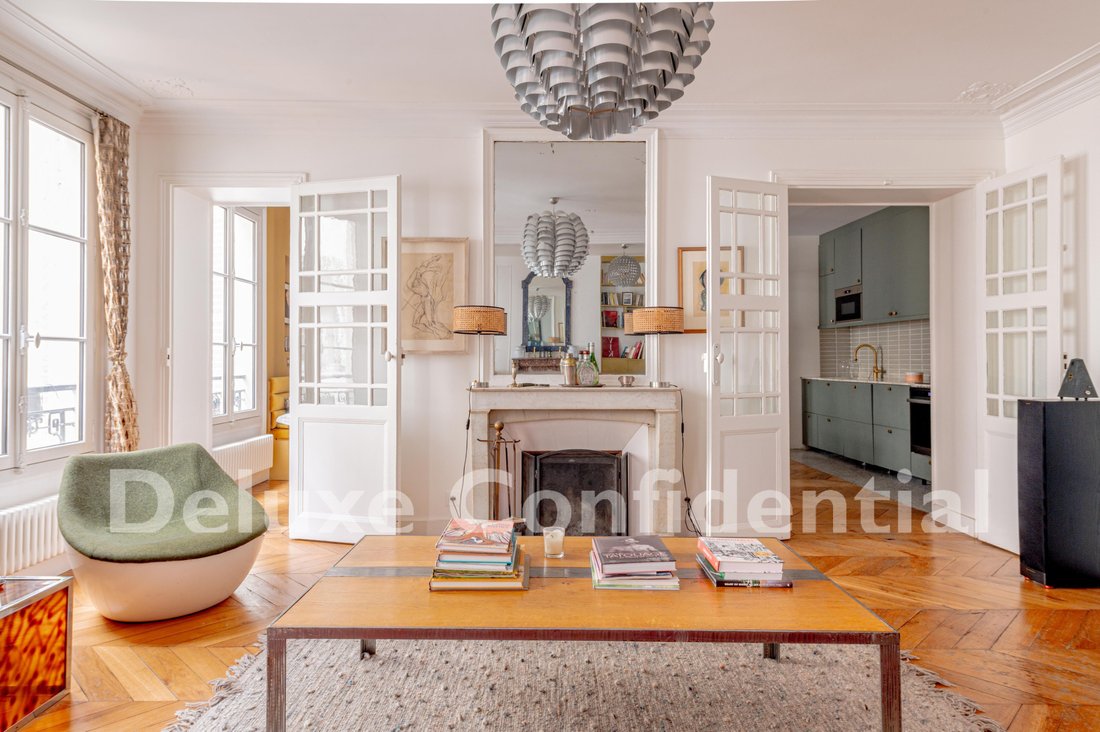 Apartment in Grange Aux Belles-Terrage, Paris 10e Arrondissement, Paris 1 - 17140324
