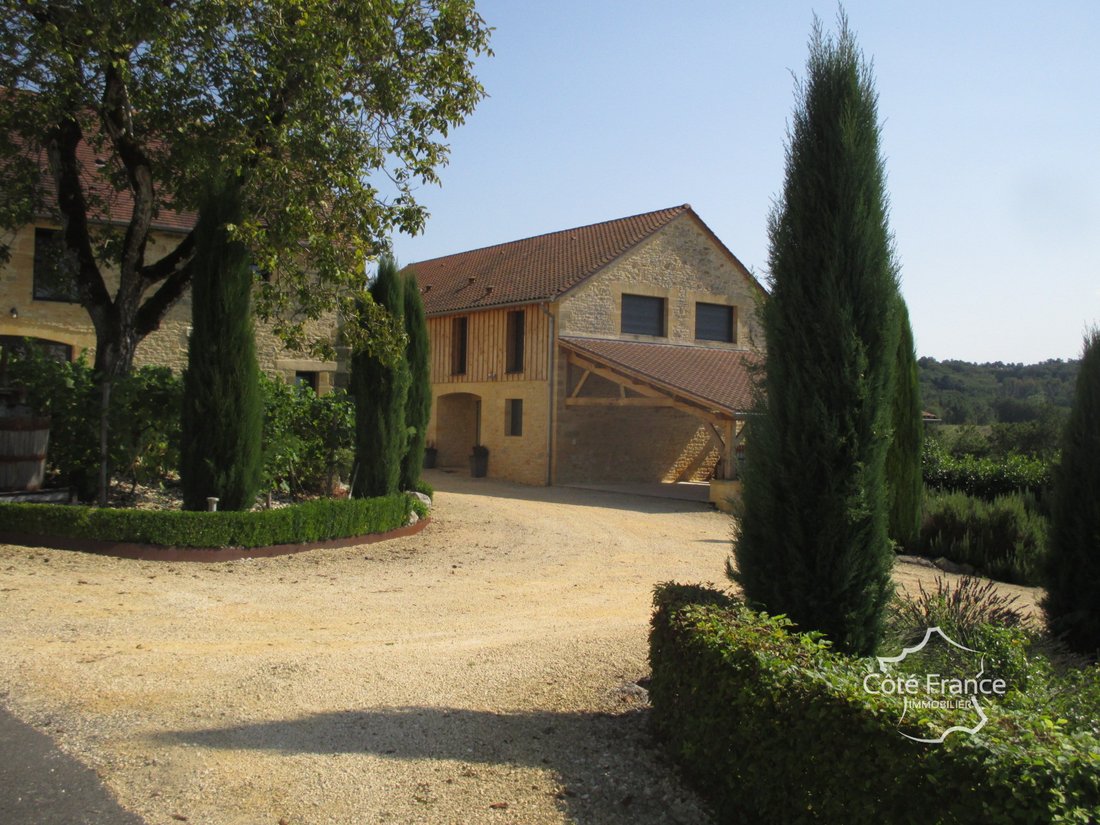 Estate in Temniac, Sarlat-la-Canéda, France 3 - 17140509