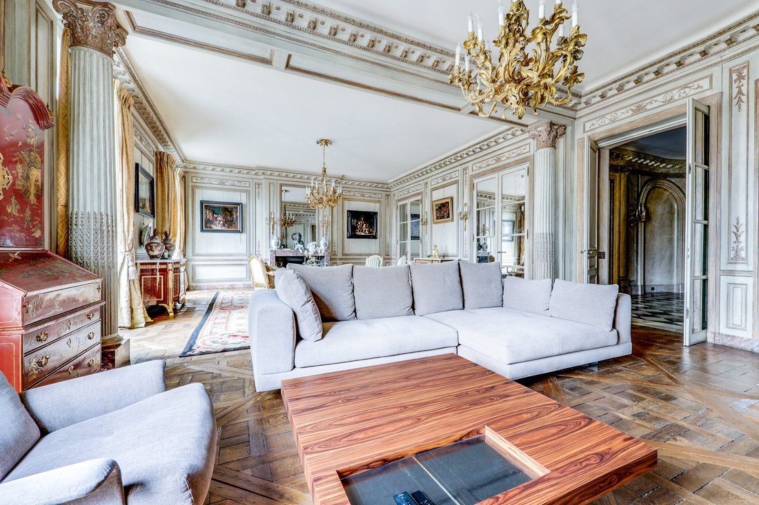 Apartment in Bois de Boulogne, Paris 16e Arrondissement, Paris 4 - 17142621