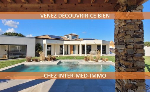 Villa in Ouest, Bessan, France 1