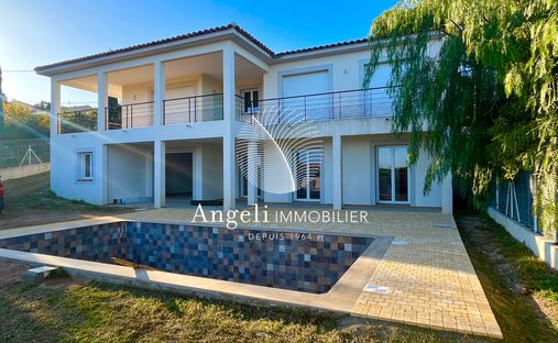 Villa à Fréjus, Provence-Alpes-Côte d'Azur, France 1