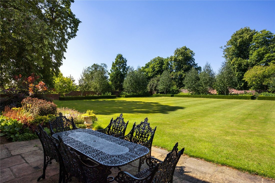 House in Whixley, England 5 - 17140875