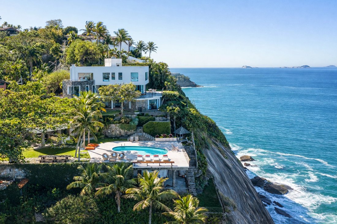 Villa in Rio de Janeiro, State of Rio de Janeiro, Brazil 5 - 10449504