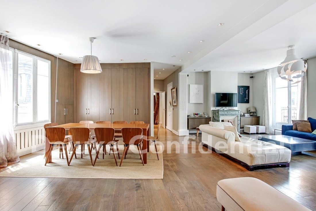 Apartment in Grange Aux Belles-Terrage, Paris 10e Arrondissement, Paris 1 - 17140460