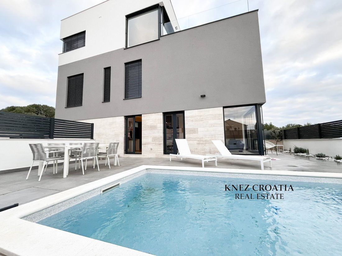 Casa en Jezerane, Condado de Lika-Senj, Croacia 2 - 17143143