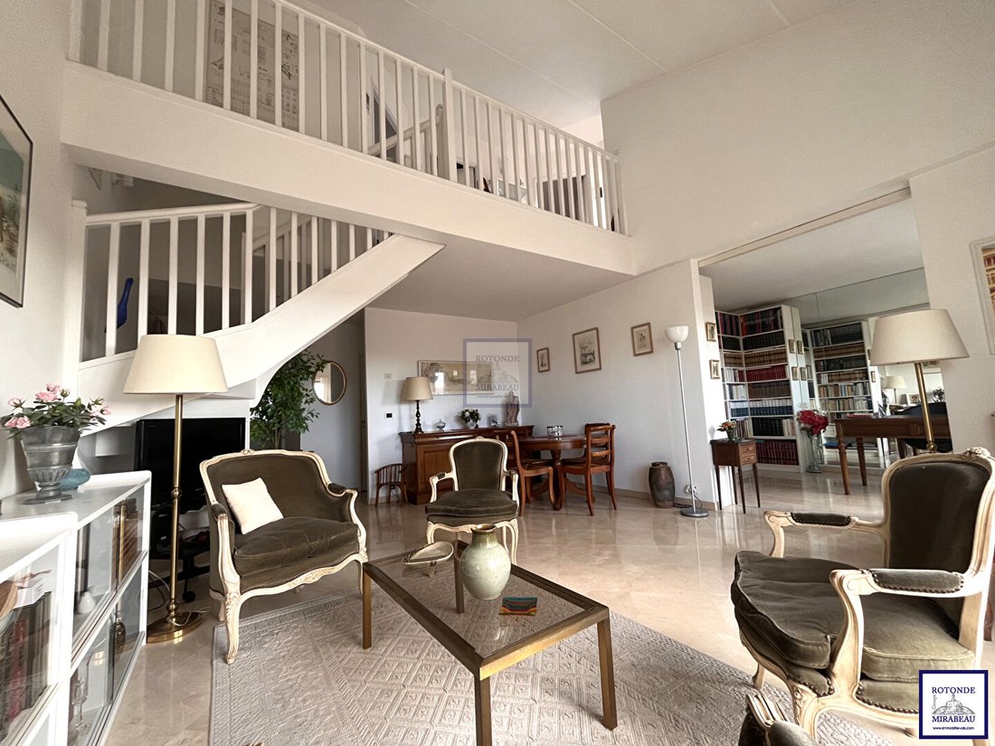 Apartment in Granettes-Jauberte-Sainte Anne, Aix-en-Provence, France 1 - 17142578