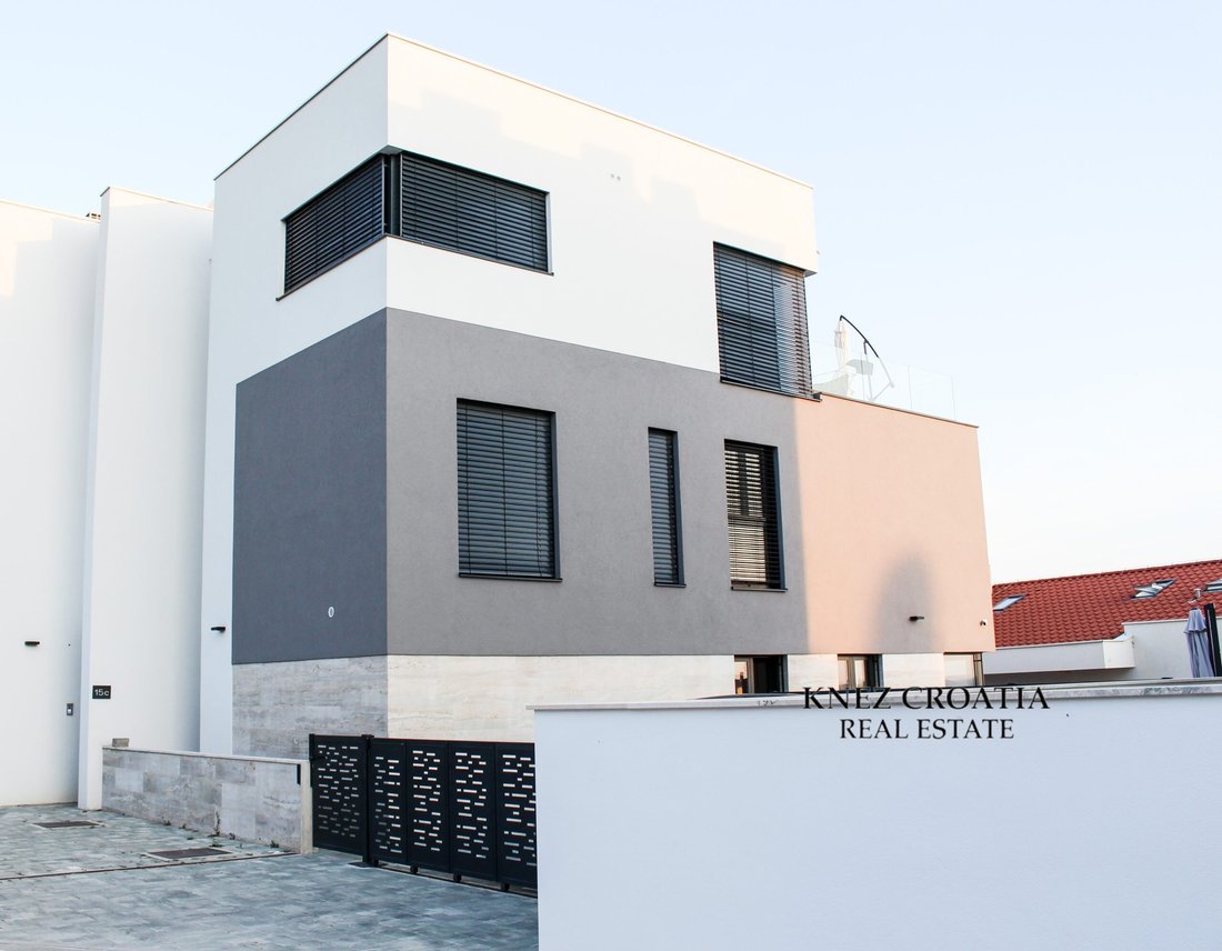 Casa en Jezerane, Condado de Lika-Senj, Croacia 1 - 17143143
