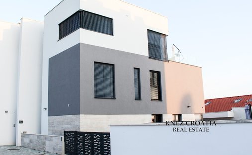 Casa a Jezerane, Regione della Lika e di Segna, Croazia 1