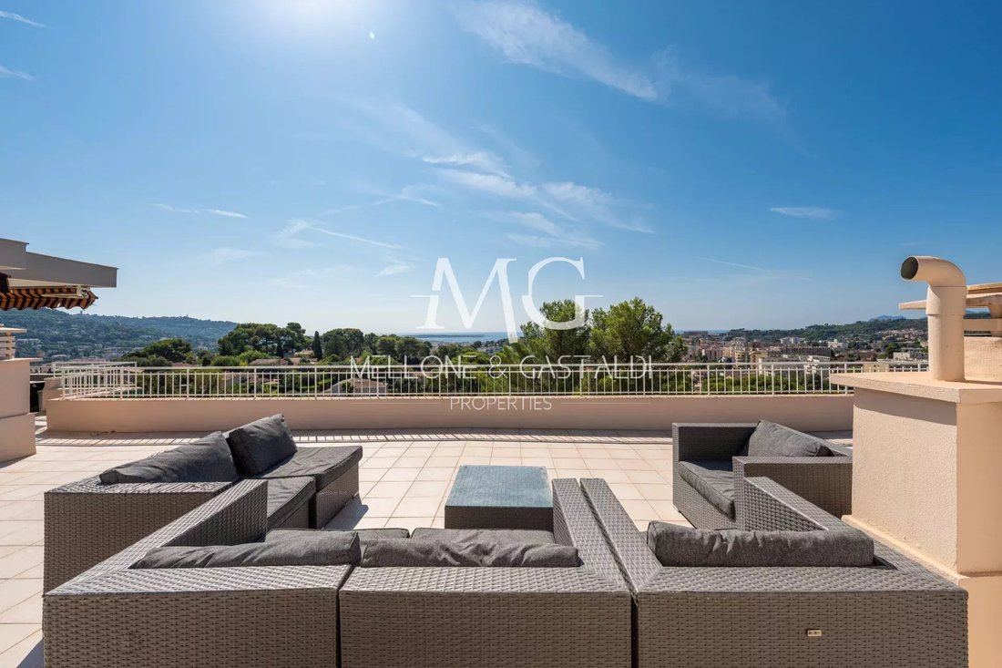 Apartment in Maurice Jeanpierre, Le Cannet, France 3 - 17140850