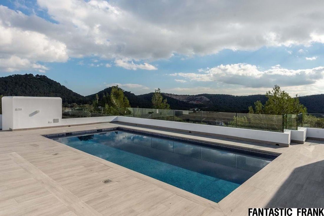 Villa in Can Furnet, Santa Eularia des Riu, Balearic Islands 2 - 16815612