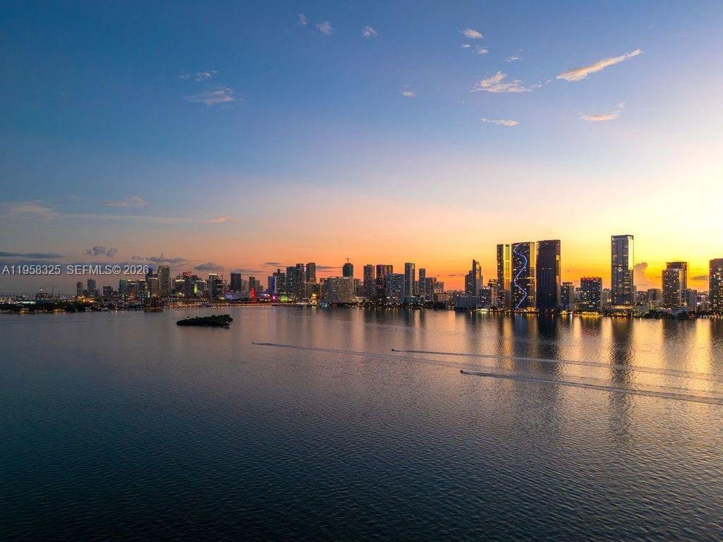 Condo in Miami, Florida, United States 2 - 17142116