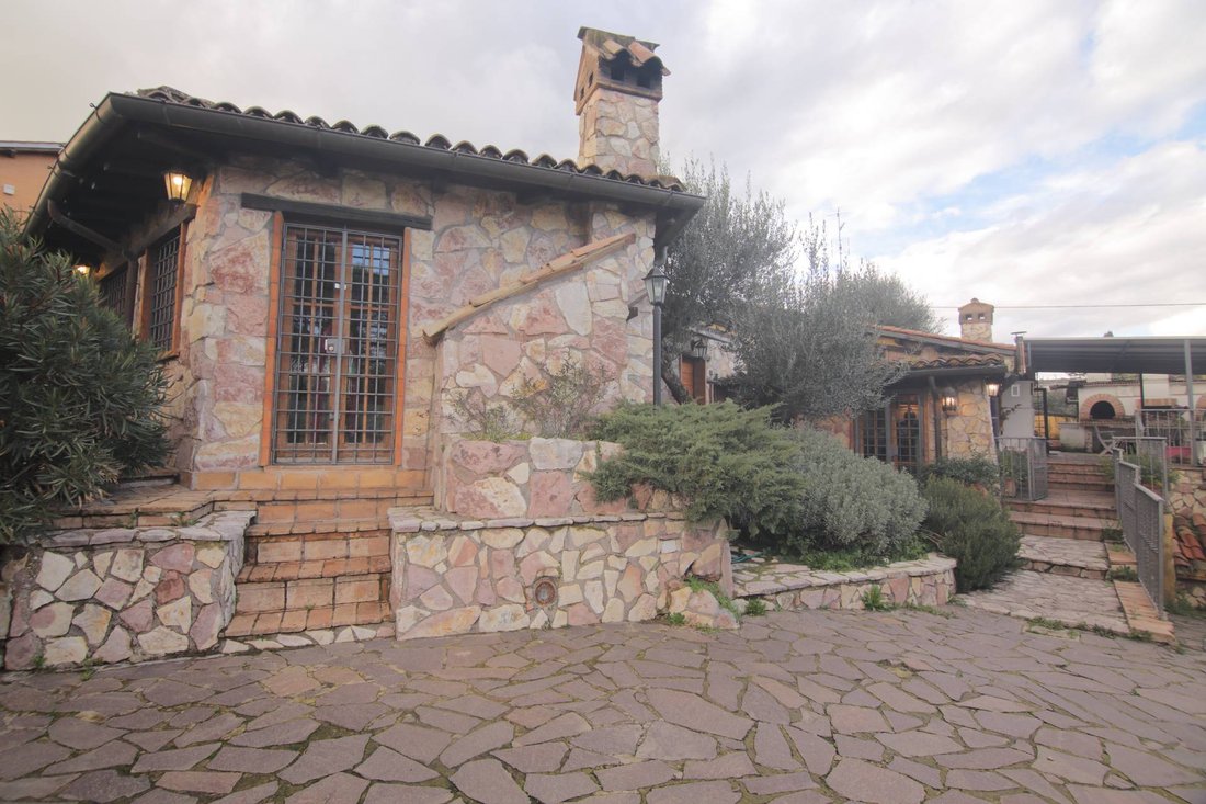 Villa in Monte Caminetto, Lazio, Italy 5 - 17044492
