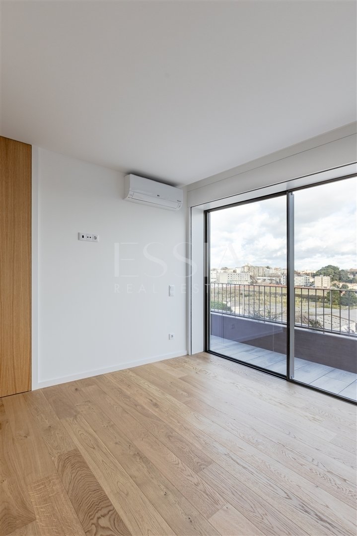 Apartment in Matosinhos e Leca da Palmeira, Porto District, Portugal 4 - 16906228