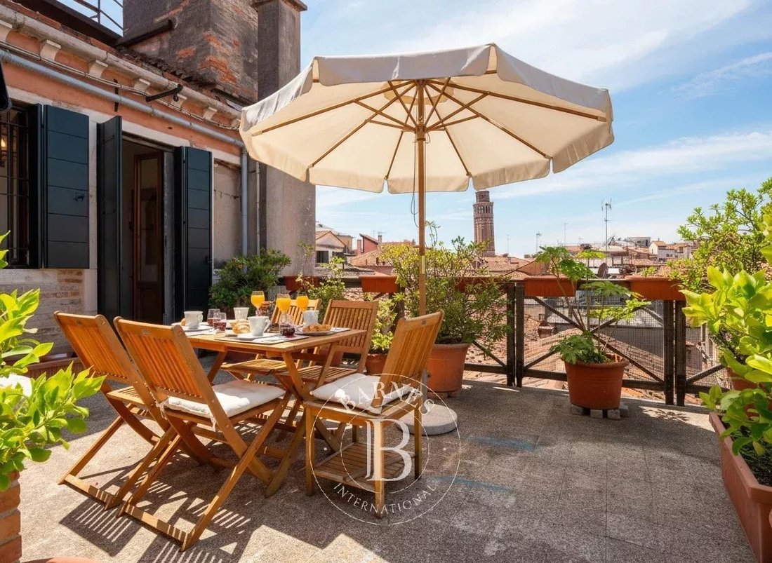 Apartment in San Marco, Venice, Italy 1 - 15763596