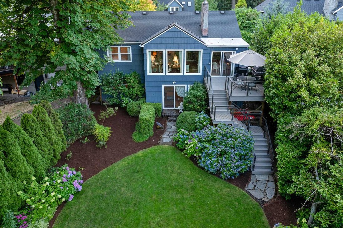 House in Lake Oswego, Oregon, United States 1 - 17143148