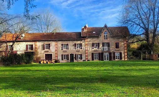 Estate in Pont-de-Larn, Occitania, France 1