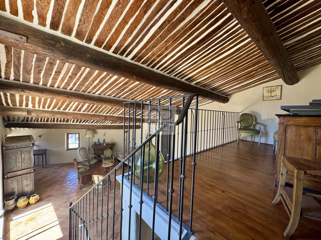 House in Zone Urbaine, Lambesc, France 4 - 17140053