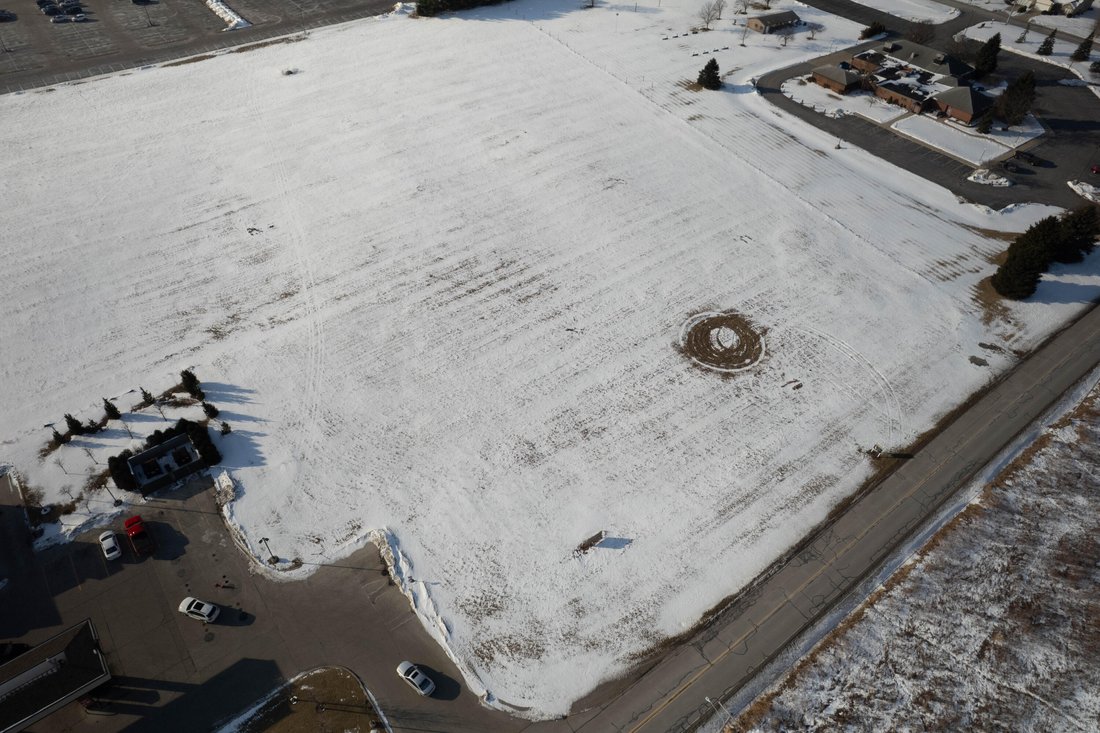 Land in Crown Point, Indiana, United States 5 - 17062612