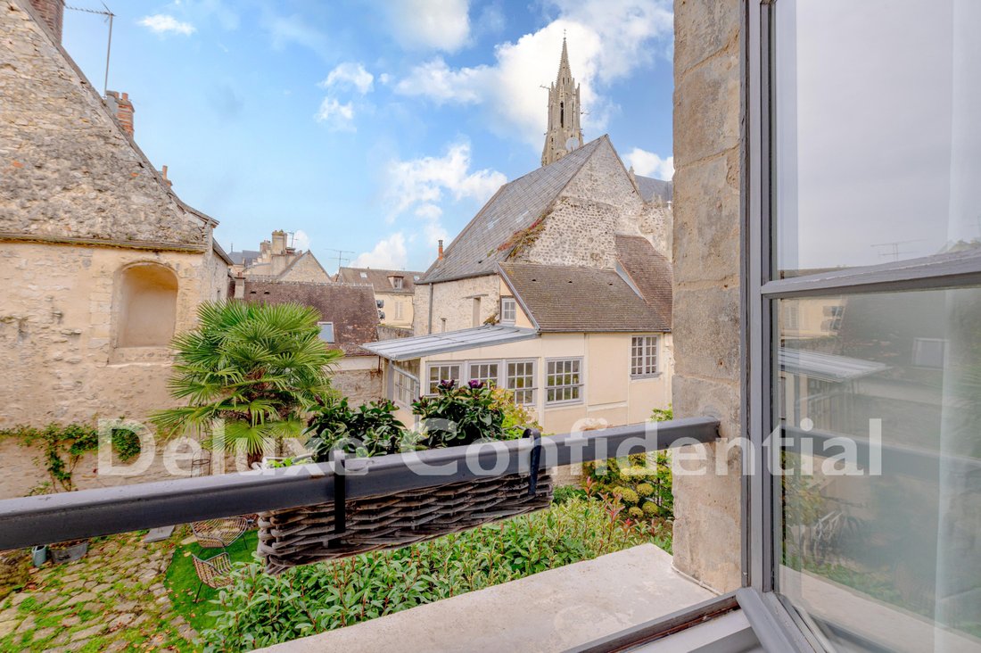 Apartment in Senlis, Hauts-de-France, France 1 - 17140489