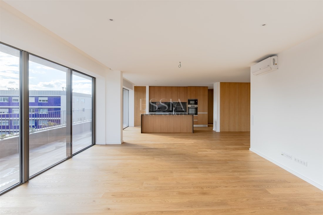 Apartment in Matosinhos e Leca da Palmeira, Porto District, Portugal 5 - 16906228