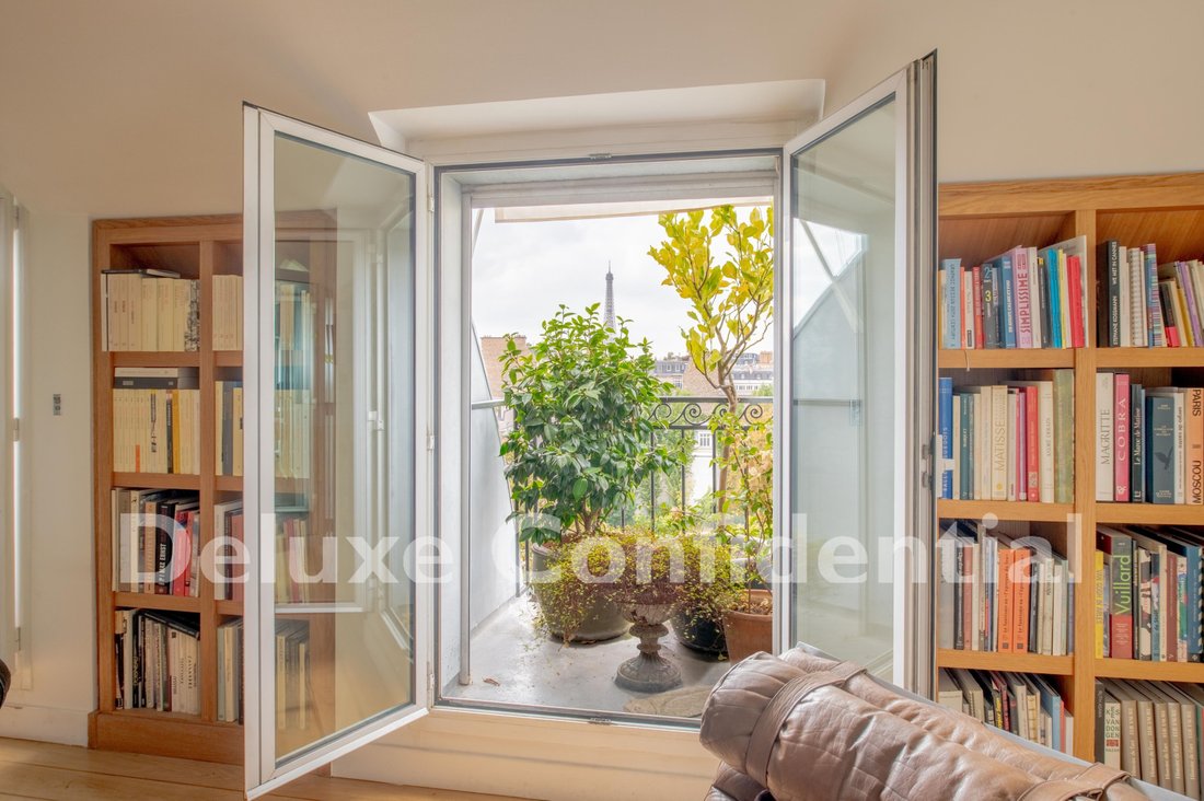 Apartment in Grange Aux Belles-Terrage, Paris 10e Arrondissement, Paris 3 - 17140183