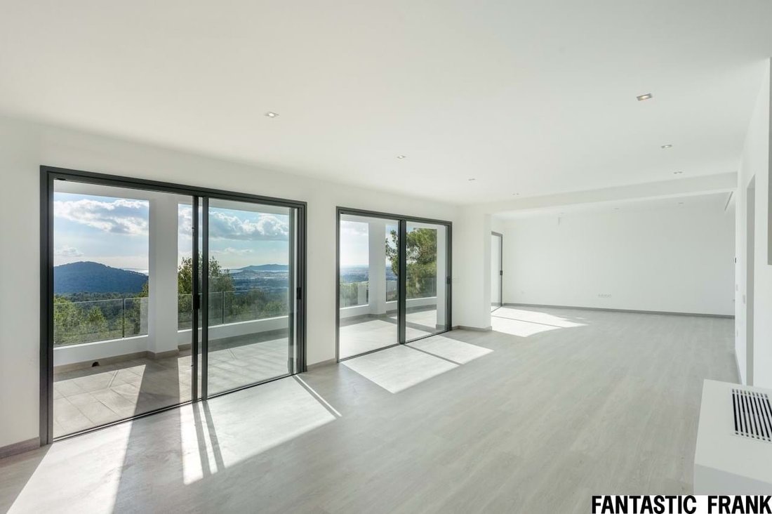 Villa in Can Furnet, Santa Eularia des Riu, Balearic Islands 4 - 16815612
