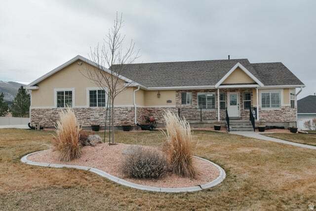 House in Fairview, Utah, United States 1 - 17142721